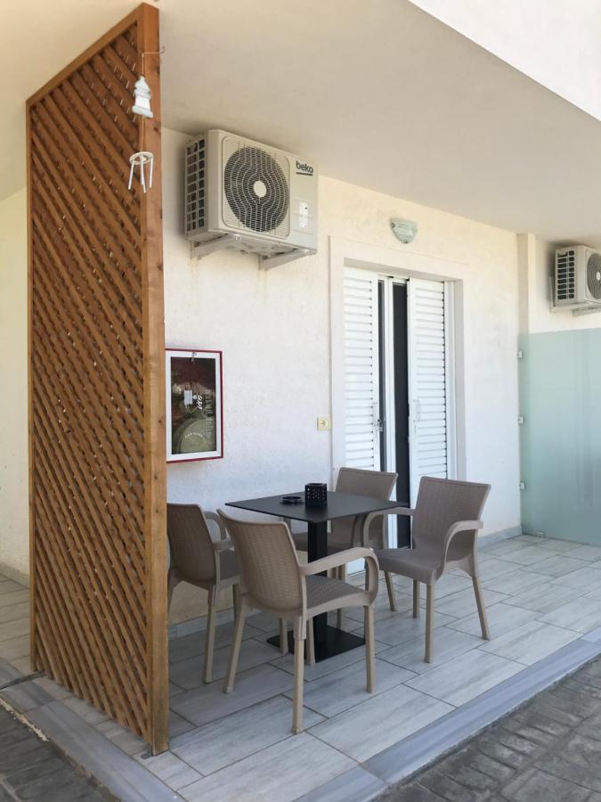 Hotel Seahorse Ksamil Exterior foto