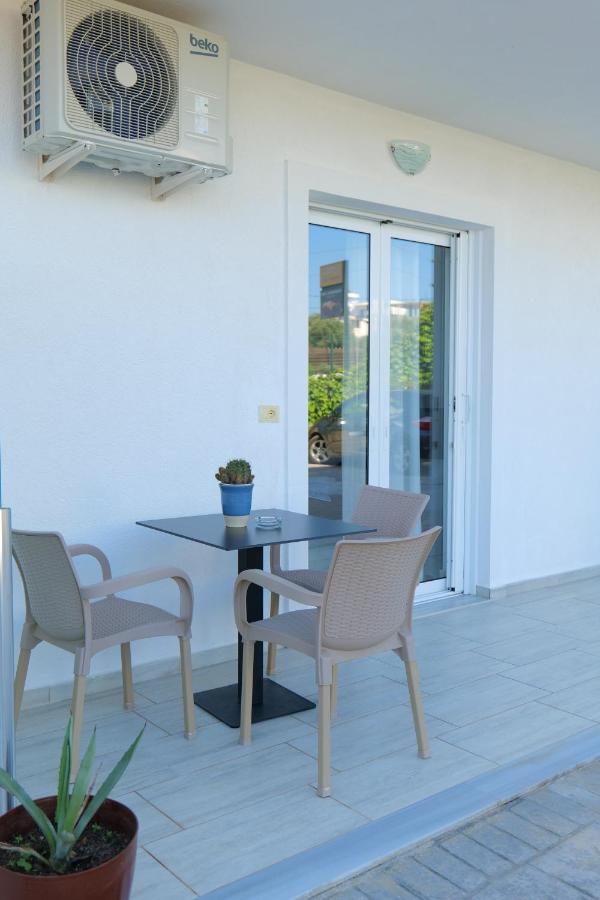 Hotel Seahorse Ksamil Exterior foto