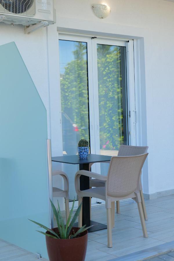 Hotel Seahorse Ksamil Exterior foto