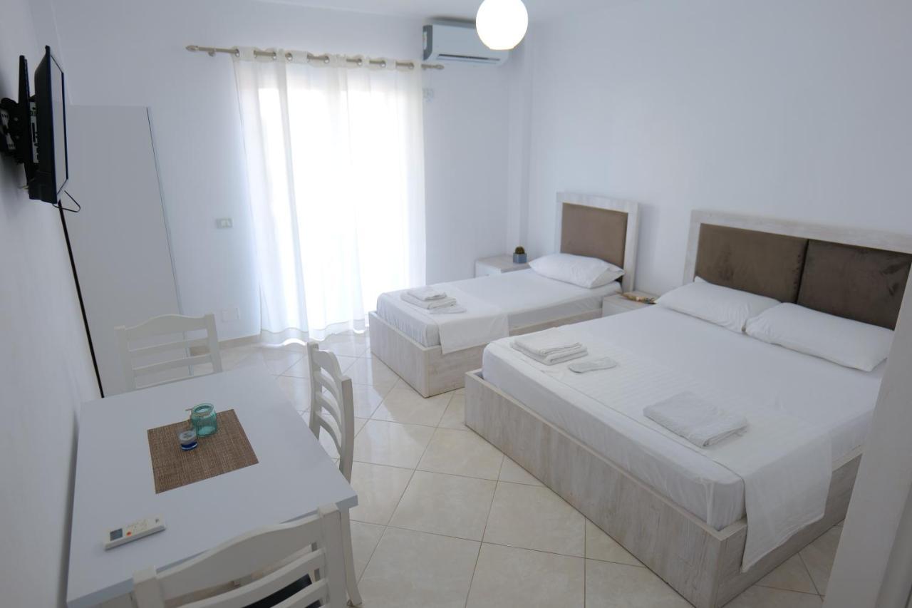 Hotel Seahorse Ksamil Exterior foto
