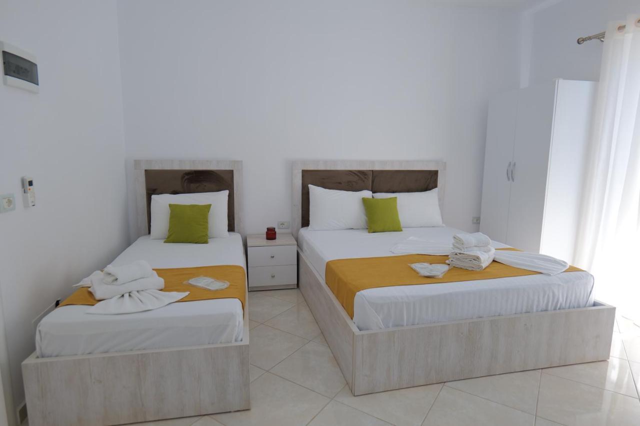 Hotel Seahorse Ksamil Exterior foto