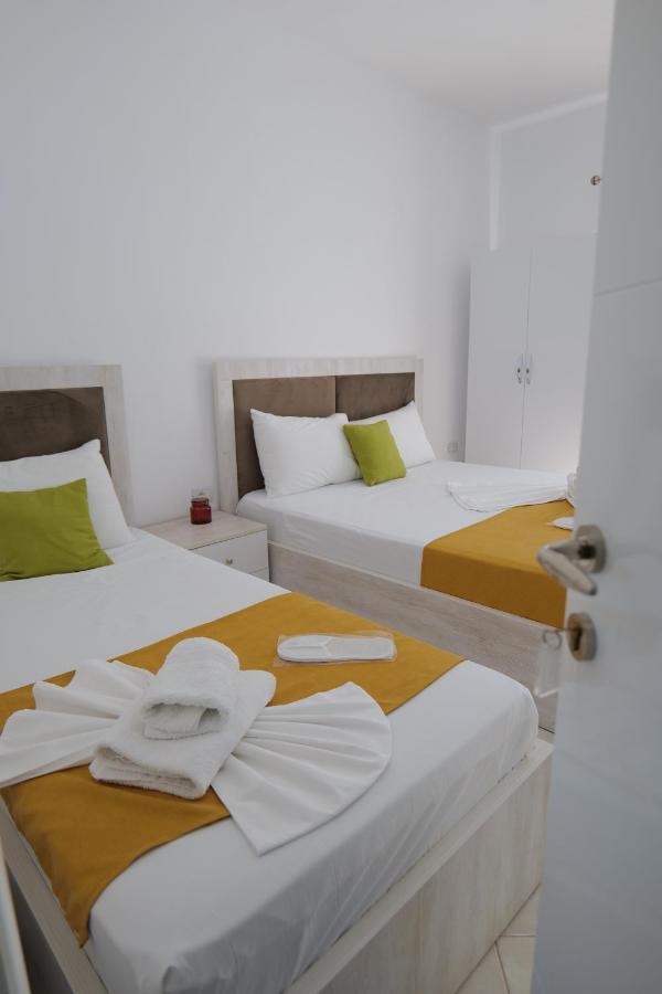 Hotel Seahorse Ksamil Exterior foto